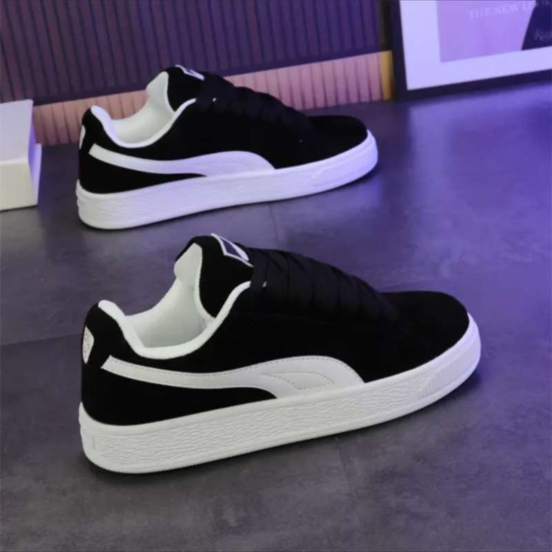 Unisex Classic Shoe